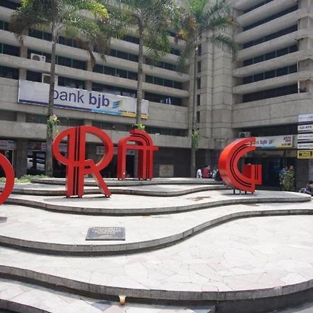 Raffleshom Hotel Bandung Exteriér fotografie