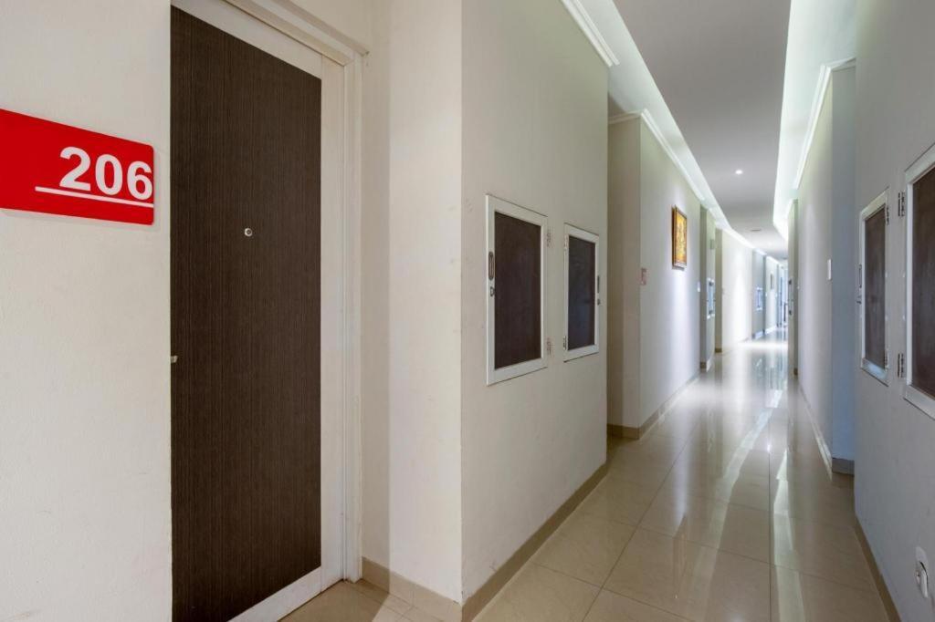Raffleshom Hotel Bandung Exteriér fotografie