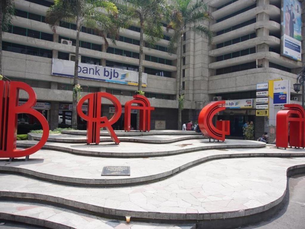 Raffleshom Hotel Bandung Exteriér fotografie