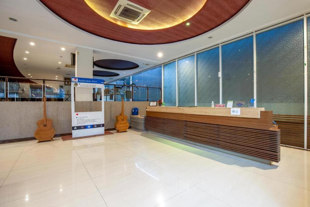 Raffleshom Hotel Bandung Exteriér fotografie