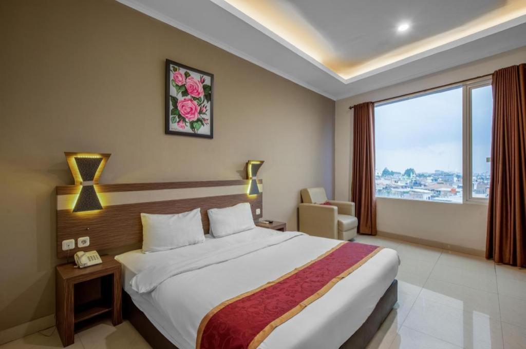Raffleshom Hotel Bandung Exteriér fotografie